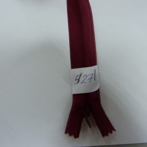 Молния потайная №3 20см Е-527 темный фиолетово-красный, шт